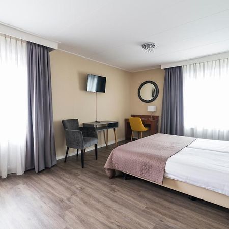 Hotel Loco Lievelde Bagian luar foto